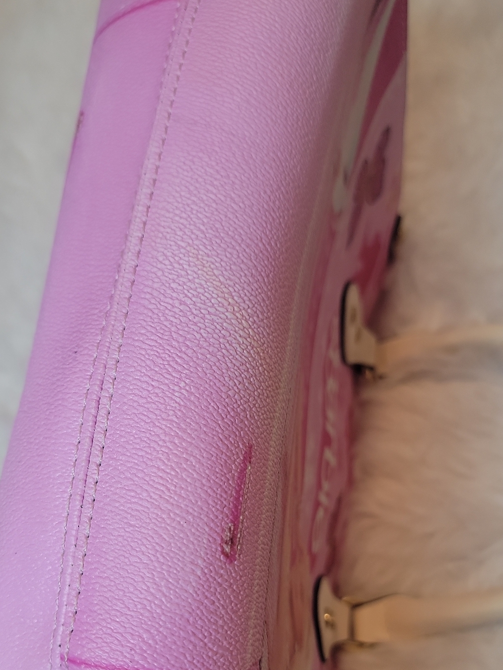 Barbie Movie Pink Graphic Purse with Cream Handles. - Picture 9 of 9